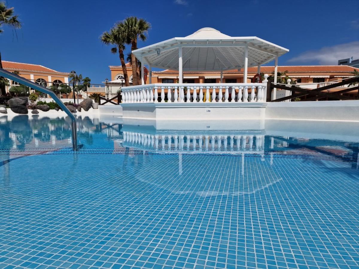 Exclusive Attic Las Vistas 3 With Breathtaking Sea View, Only 100 M To The Sea, Heated Pool, Aircon, Wifi Arona  Eksteriør billede